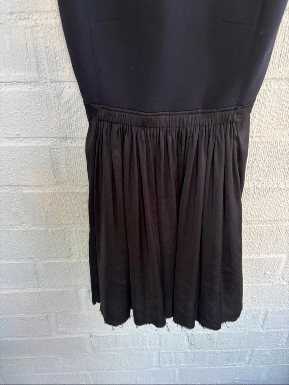 A.L.C. Crew Neck Silk Navy Black Sleeveless Pleated Mini Dress sz 2 - Picture 3 of 8